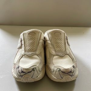 Previously Worn | New Balance Men's 2002R Mule "Bryant Giles | US Size Men’s 7.5